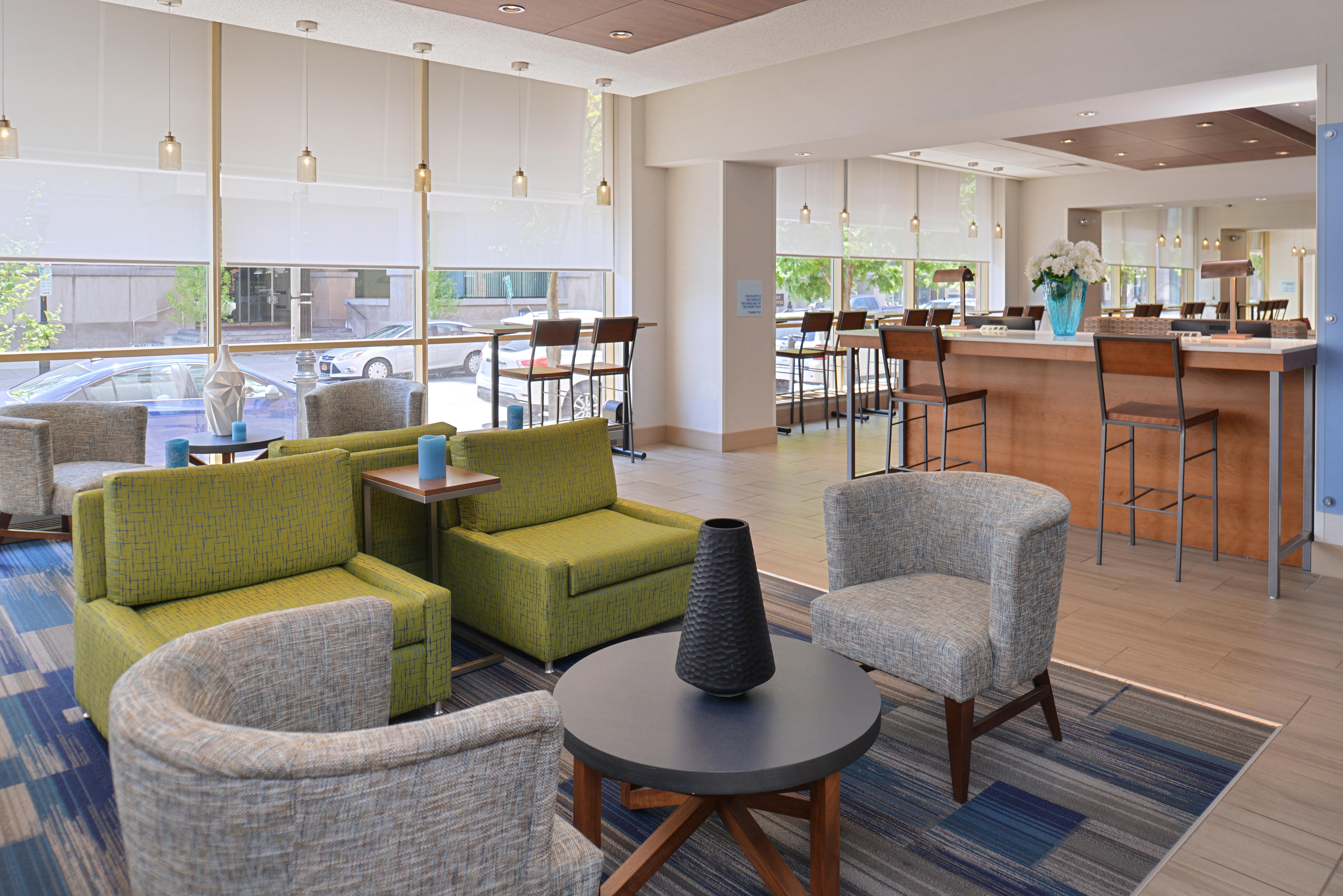 Holiday Inn Express & Suites Buffalo Downtown By Ihg Exterior foto