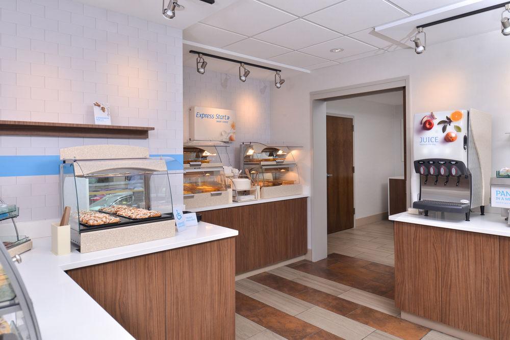 Holiday Inn Express & Suites Buffalo Downtown By Ihg Exterior foto