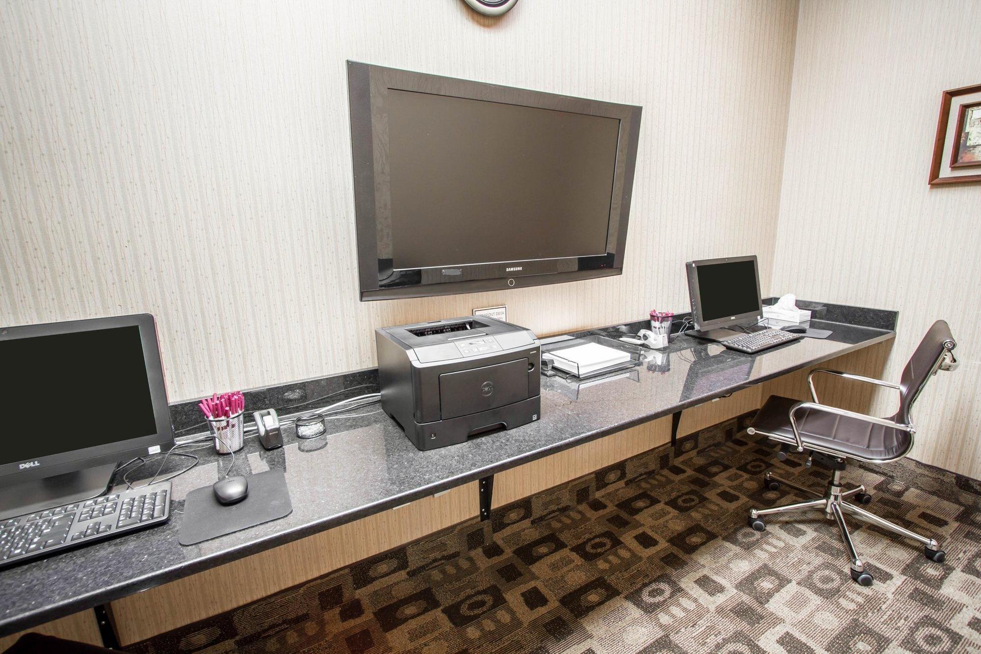 Holiday Inn Express & Suites Buffalo Downtown By Ihg Exterior foto