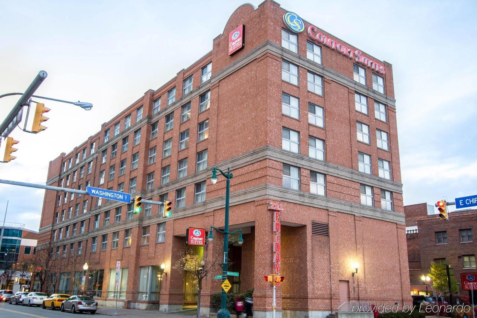 Holiday Inn Express & Suites Buffalo Downtown By Ihg Exterior foto